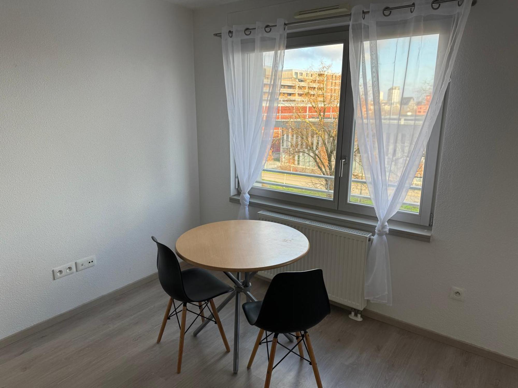 Cozy Studio Near Tram - Center Strasbourg Exterior photo